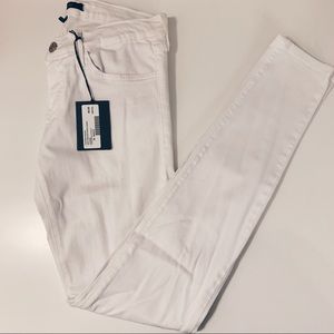 NWT Flying Monkey White Jeans Size 26